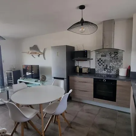 Neuf T2 Centre De * Porticcio (Corsica)