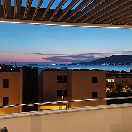 Neuf T2 Centre De * Porticcio (Corsica)