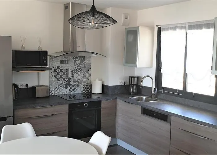 Apartment Neuf T2 Centre De *